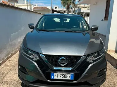 Usata Nissan Qashqai 116 CV (85 kW) 2019 Grigio SUV