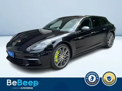 Usata Porsche Panamera S E-Hybrid Sport Turismo 330 CV (242 kW) 2020 Nero metallizzato Berlina
