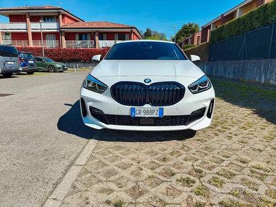 Usata BMW 118 Shadowline 150 CV (110 kW) 2024 Bianco Utilitaria