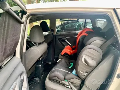 Gebraucht Toyota Verso Active 132 PS (97 kW) 2016 Weiß Van / Kleinbus