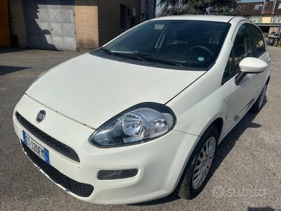 usata Fiat Punto anno 2014 1.3mjt perfetta di meccanica