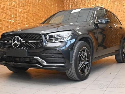Usata Mercedes GLC300e Premium 320 CV (235 kW) 2021 Grigio SUV