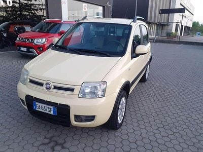 Usata Fiat Panda 4x4 60 CV (44 kW) 2010 Giallo Utilitaria