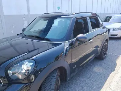 Usata Mini Countryman 143 CV (105 kW) 2015 Nero SUV
