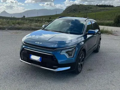 Usata Kia Niro 141 CV (103 kW) 2022 Blu/azzurro SUV