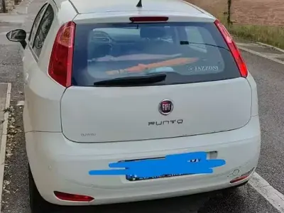 Usata Fiat Punto 75 CV (55 kW) 2015 Bianco Utilitaria
