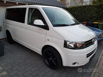 Usata VW Multivan 140 CV (102 kW) 2010 Furgone
