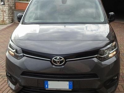 Usata Toyota Proace Verso City 100 kW (136 CV) 2022 Grigio Station wagon