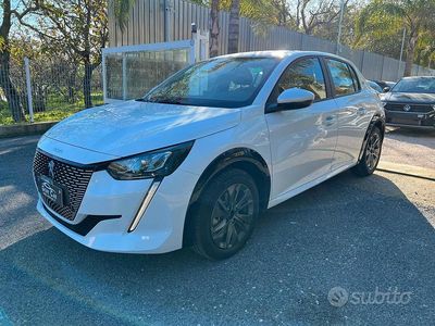 Usata Peugeot 208 Active 100 kW (136 CV) 2021 Bianco Utilitaria