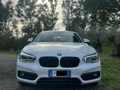 Usata BMW 118 Sport Line 150 CV (110 kW) 2018 Bianco Utilitaria
