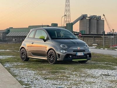 Usata Abarth 595 70th Anniversary 165 CV (121 kW) 2020 Grigio Berlina