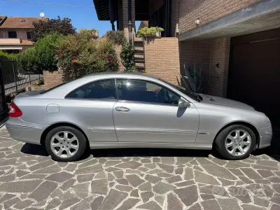 Usata Mercedes CLK200 163 CV (119 kW) 2004 Grigio Berlina