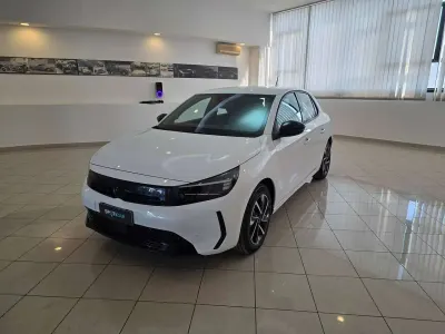Usata Opel Corsa S 101 CV (74 kW) 2025 Bianco Utilitaria