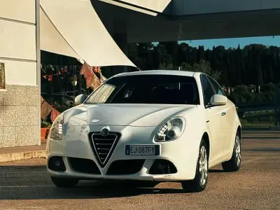 Usata Alfa Romeo Giulietta 105 CV (77 kW) 2011 Utilitaria