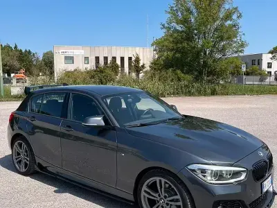 Usata BMW 118 150 CV (110 kW) 2017 Grigio Utilitaria