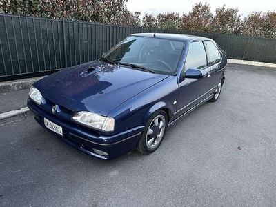 Usata Renault 19 135 CV (99 kW) 1992 Blu Coupé