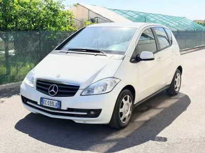 Begagnad Mercedes A160 95 HK (69 kW) 2010 Vit Sedan