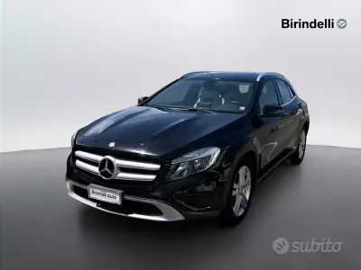 Usata Mercedes GLA180 Executive 109 CV (80 kW) 2016 Nero SUV