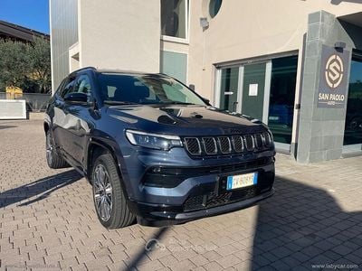 Blu/azzurro Usata 2024 Jeep Compass Summit SUV | 29.500 € (Buon prezzo)