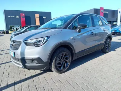 Usata Opel Crossland X S 110 CV (80 kW) 2020 Argento SUV
