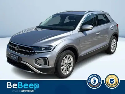 Usata VW T-Roc Style 150 CV (110 kW) 2023 Grigio metallizzato SUV
