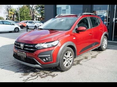 Usata Dacia Sandero Comfort 101 CV (74 kW) 2023 Rosso Utilitaria
