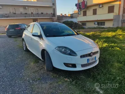 Usata Fiat Bravo Emotion 105 CV (77 kW) 2010 Bianco Utilitaria