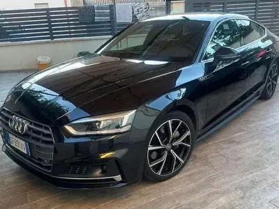 Usata Audi A5 Sportback Sport 190 CV (139 kW) 2019 Utilitaria