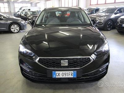 Usata Seat Leon Style 110 CV (80 kW) 2022 Nero Station wagon