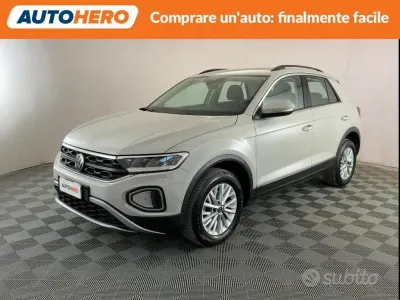 Usata VW T-Roc 110 CV (80 kW) 2024 SUV