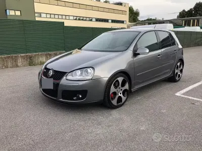 Usata VW Golf V GTI 200 CV (147 kW) 2007 Grigio Berlina