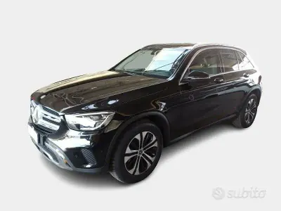 Usata Mercedes GLC200 Business 163 CV (119 kW) 2022 Nero SUV
