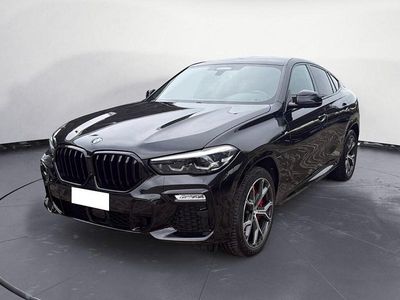 Usata BMW X6 M Sport 340 CV (250 kW) 2021 Black sapphire metallizato SUV