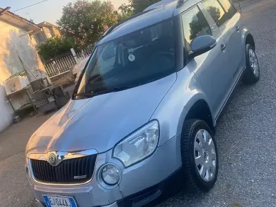Usata Skoda Yeti 105 CV (77 kW) 2011 SUV