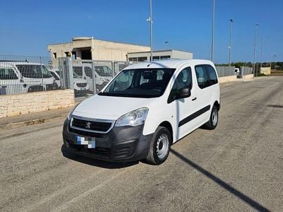 Usata Peugeot Partner Tepee Access 75 CV (55 kW) 2018 Bianco Monovolume