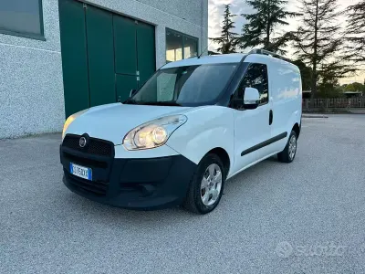 Usado Fiat Doblò 105 HP (77 kW) 2012 Monovolume