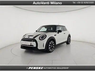 Usata Mini Cooper SE Classic 135 kW (184 CV) 2023 Bianco Utilitaria