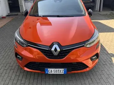 Używany Renault Clio V Edition One 101 KM (74 kW) 2020 Sedan/Limuzyna