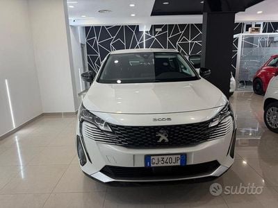 Usata Peugeot 3008 Allure 131 CV (96 kW) 2022 Bianco SUV