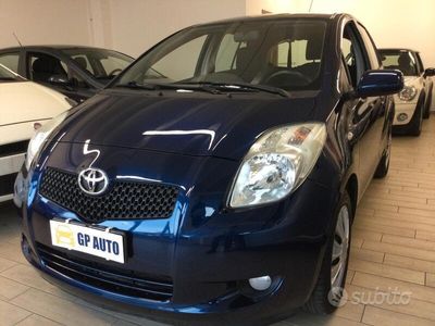 usata Toyota Yaris 1.3 5 porte