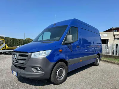 Usata Mercedes Sprinter 143 CV (105 kW) 2020 Blu Furgone