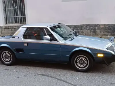 Usata Fiat X 1/9 84 CV (61 kW) 1985 Blu Cabrio