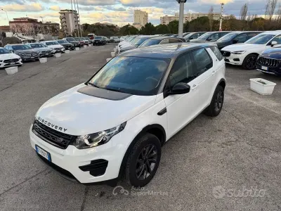 Usado Land Rover Discovery Sport Pure 150 HP (110 kW) 2019 Branco SUV