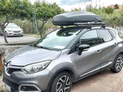Occasion Renault Captur 90 ch (66 kW) 2016 Gris SUV