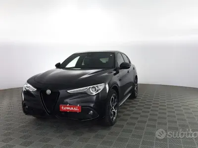 Usata Alfa Romeo Stelvio Veloce 209 CV (153 kW) 2021 Nero SUV