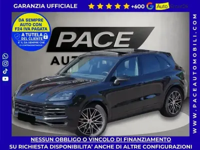 Usata Porsche Cayenne Sport 354 CV (260 kW) 2025 Nero metallizzato SUV