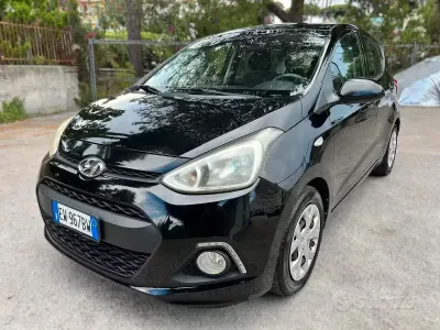 Usata Hyundai i10 Style 66 CV (48 kW) 2014 Nero Utilitaria