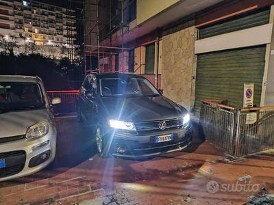 Usata VW Tiguan R-line 150 CV (110 kW) 2019 Grigio SUV