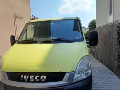 Usata Iveco Daily 2009 Giallo Furgone