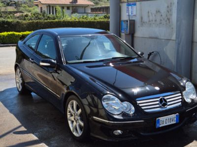 Usata Mercedes 220 2006 Coupé